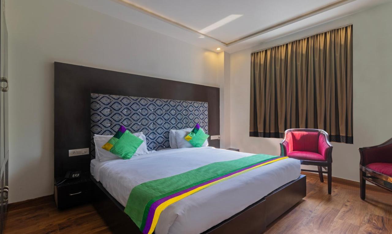 فندق Treebo The Royal Taj, Near Taj Mahal آغْرا المظهر الخارجي الصورة