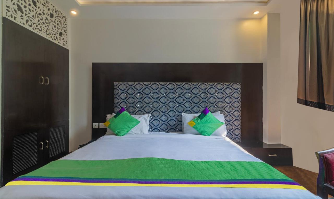 فندق Treebo The Royal Taj, Near Taj Mahal آغْرا المظهر الخارجي الصورة